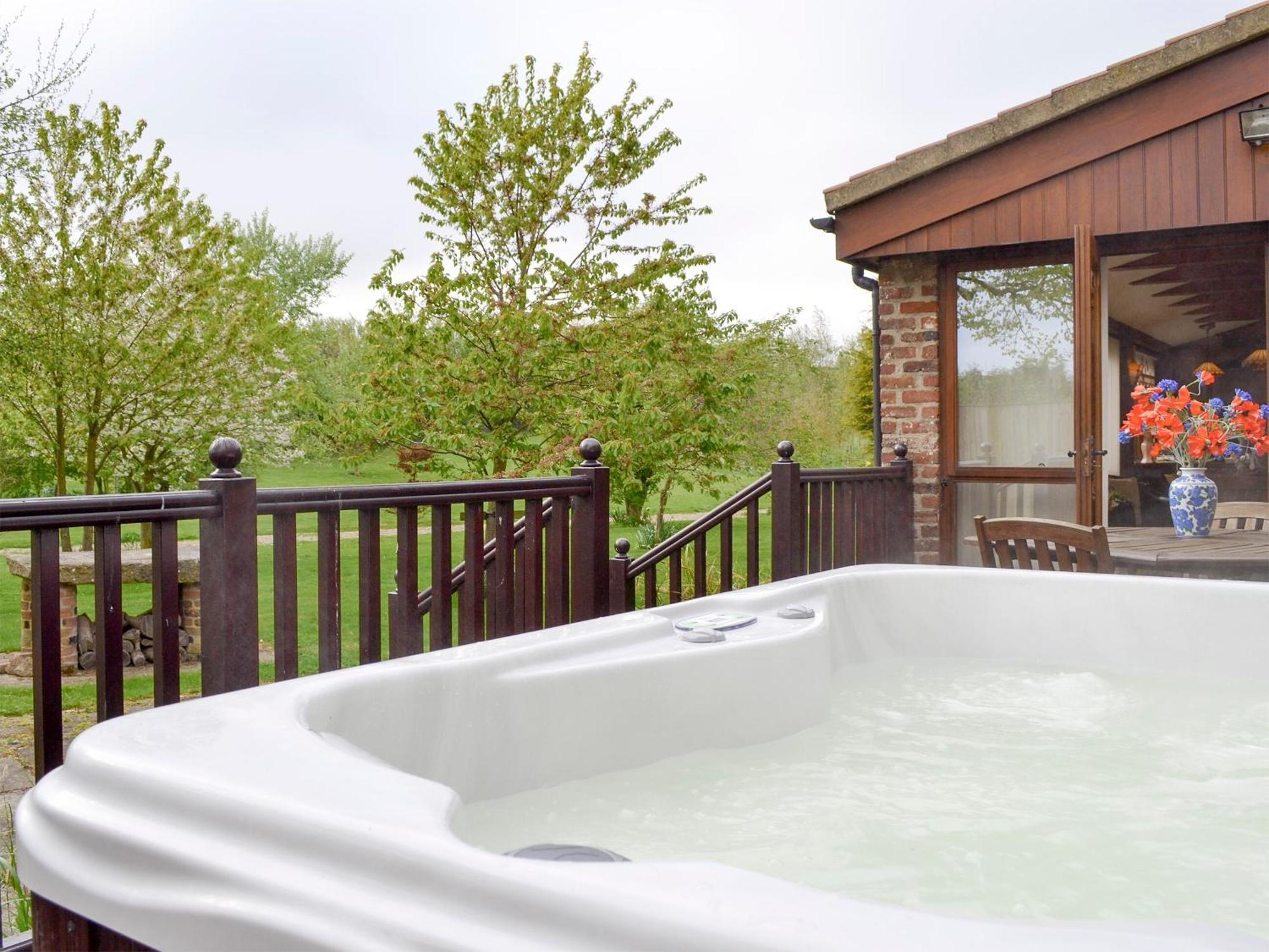 Walled Garden Lodge Ryehill Dış mekan fotoğraf