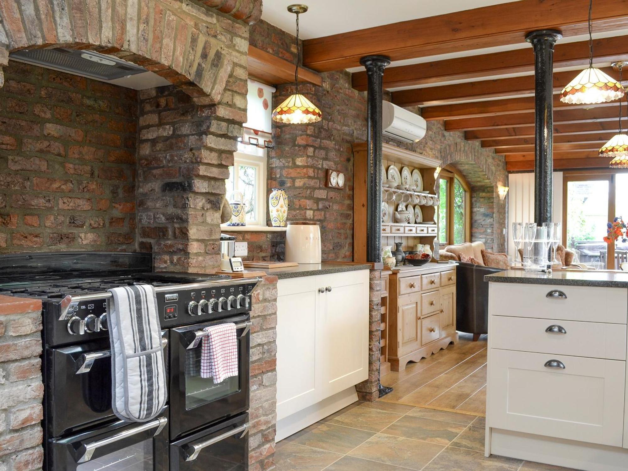 Walled Garden Lodge Ryehill Dış mekan fotoğraf